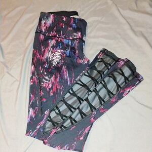 Chic Multicolor Patterned Leggings with Mesh Detail